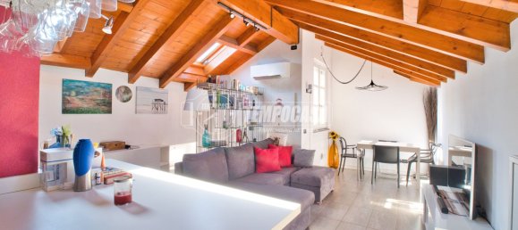 2 rooms Apartment in Cameri, Italy No. 293717 3