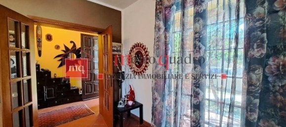 5 bedrooms Villa in Pisa, Italy No. 221650 17