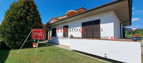 5 bedrooms Villa in Pisa, Italy No. 221650 4