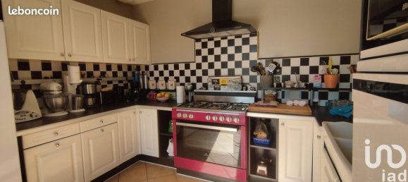 Casa de 3 dormitorios en Sassay, France No. 228814 3