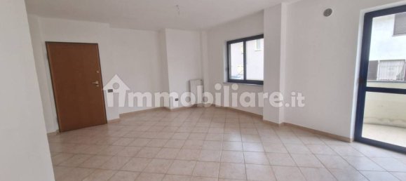 Apartamento de 2 dormitorios en Bra, Italy No. 318418 3