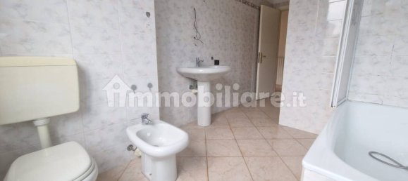 Apartamento de 2 dormitorios en Bra, Italy No. 318418 11