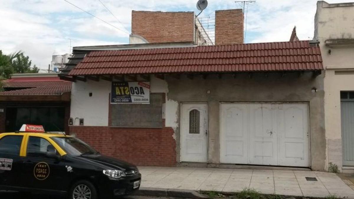 6 bedrooms House in Buenos Aires, Argentina No. 100953