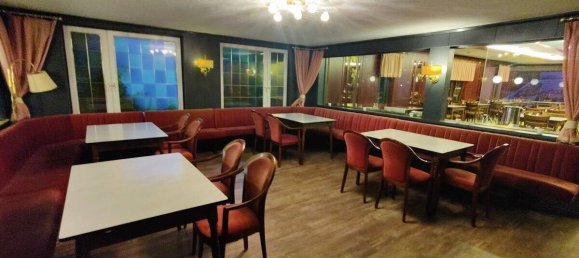 855m² Hotel in Wesermarsch, Germany No. 177148 5