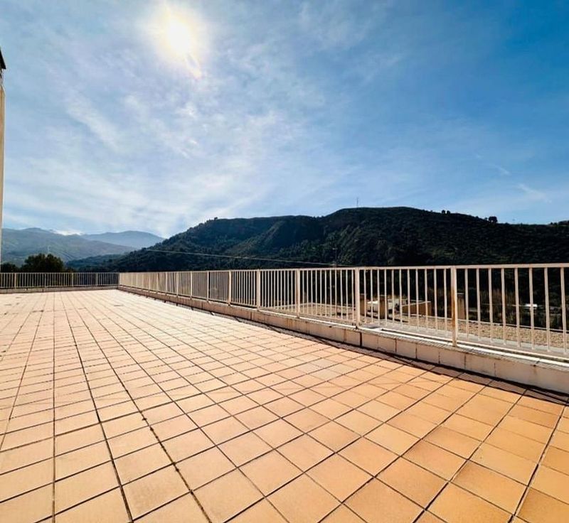 2 bedrooms Penthouse in Granada, Spain No. 221074