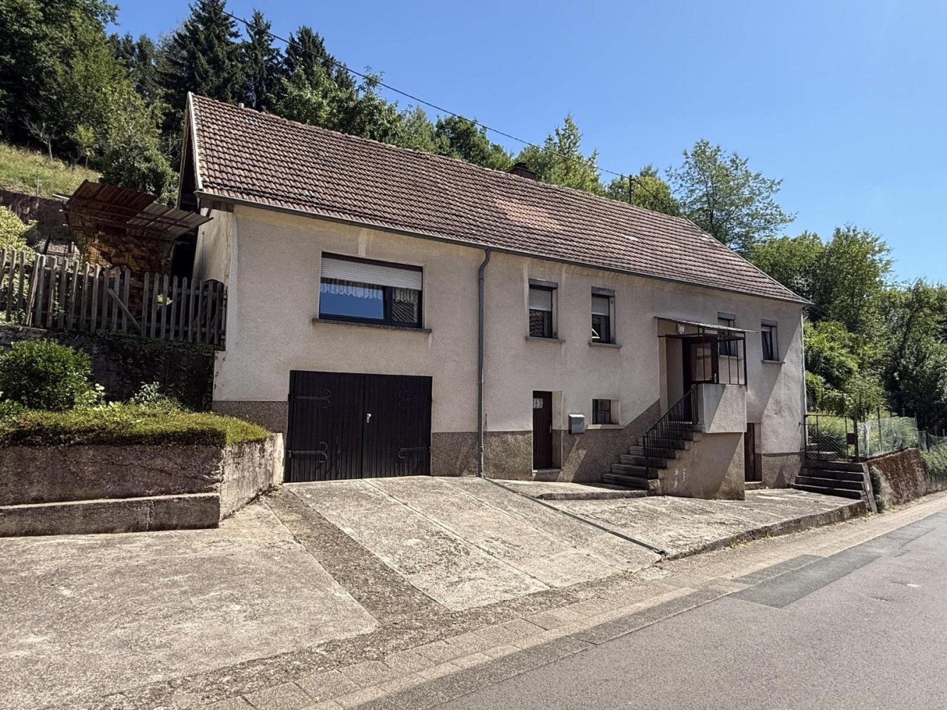 Casa de 6 habitaciónes en Neunkirchen, Germany No. 348578