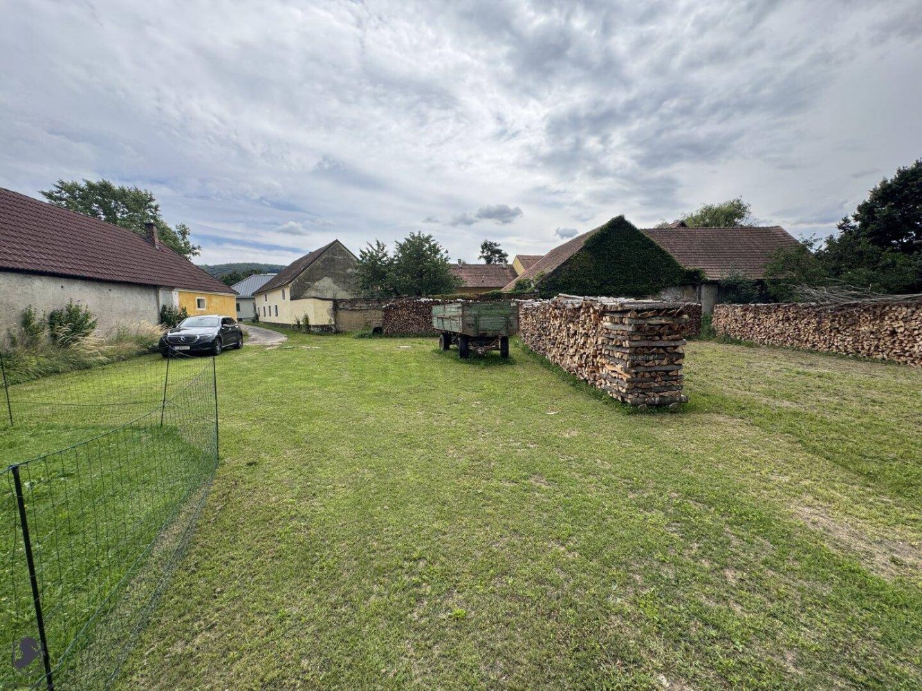 792m² Land in Sieghartskirchen, Austria No. 202407