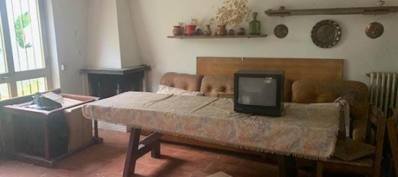 15 rooms House in Cascina, Italy No. 121960 7