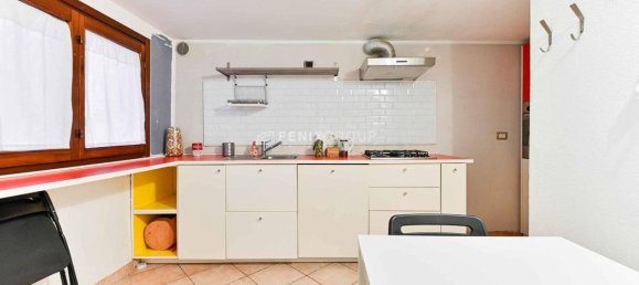 2 rooms Apartment in Milan, Italy No. 247718 5