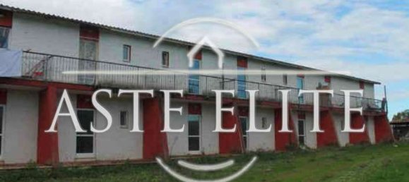 بناية في Cisterna di Latina, Italy 24400متر مربع رقم 277880 23