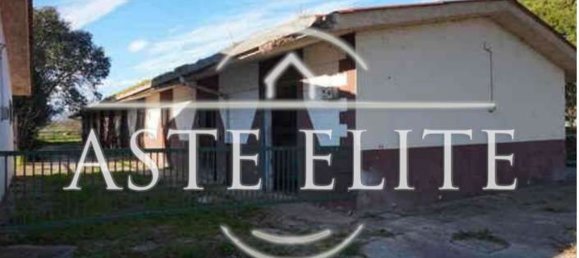 بناية في Cisterna di Latina, Italy 24400متر مربع رقم 277880 28