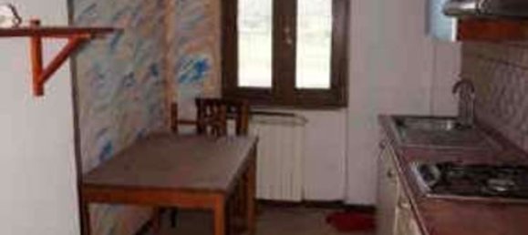 بناية في Cisterna di Latina, Italy 24400متر مربع رقم 277880 7