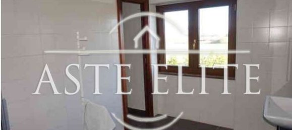 بناية في Cisterna di Latina, Italy 24400متر مربع رقم 277880 20