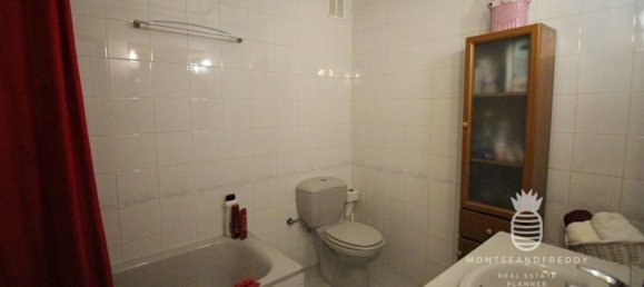 5 bedrooms Villa in Terrassa, Spain No. 284747 6