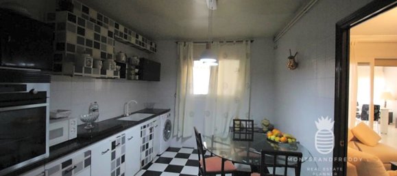 5 bedrooms Villa in Terrassa, Spain No. 284747 5