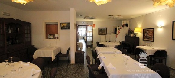 5 bedrooms Villa in Terrassa, Spain No. 284747 25