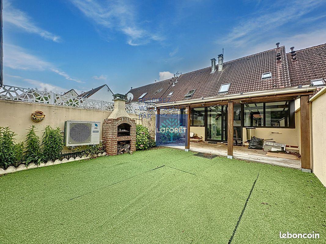 3 bedrooms House in Picquigny, France No. 65115