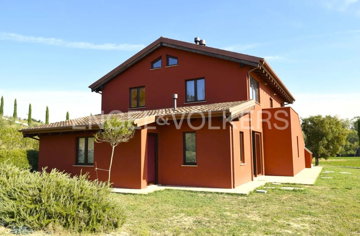 6 Schlafzimmer Haus in Montegranaro, Italy, Nr. 129741