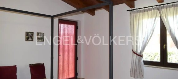 6 Schlafzimmer Haus in Montegranaro, Italy, Nr. 129741 4