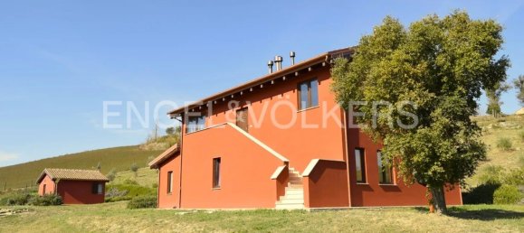 6 Schlafzimmer Haus in Montegranaro, Italy, Nr. 129741 23