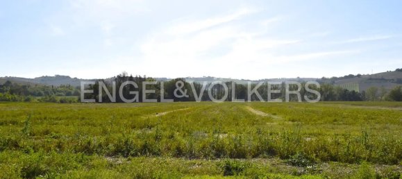 6 Schlafzimmer Haus in Montegranaro, Italy, Nr. 129741 6