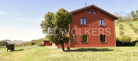 6 Schlafzimmer Haus in Montegranaro, Italy, Nr. 129741 26