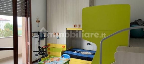 Apartamento de 2 dormitorios en Bernareggio, Italy No. 332240 11