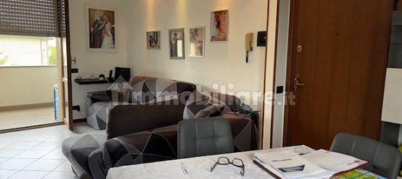 Apartamento de 2 dormitorios en Bernareggio, Italy No. 332240 17