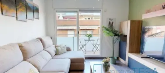 Apartamento de 3 dormitorios en Barcelona, Spain No. 183840 2