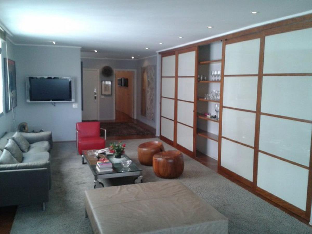 Apartamento de 3 dormitorios en Sao Paulo, Brazil No. 487810