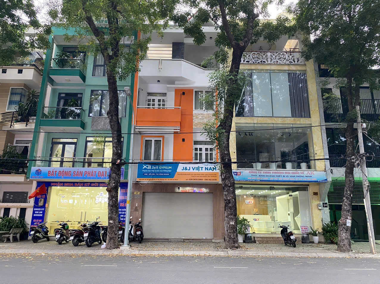 90m² Townhouse in District 7, Vietnam No. 20014