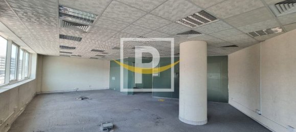 127m² Office in Dubai, UAE No. 7632 2