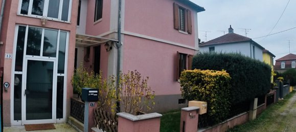 2 bedrooms House in Mulhouse, France No. 210868 2