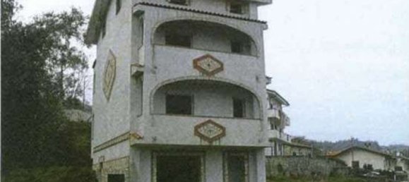 12 rooms Apartment in Marano Marchesato, Italy No. 182503 14