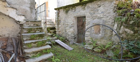 5 bedrooms House in Sparone, Italy No. 333111 25