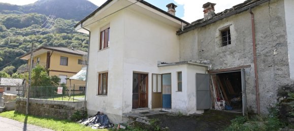 5 bedrooms House in Sparone, Italy No. 333111 27