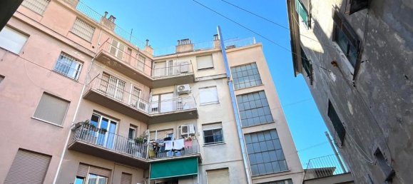 Apartamento de 2 dormitorios en Genoa, Italy No. 316290 30