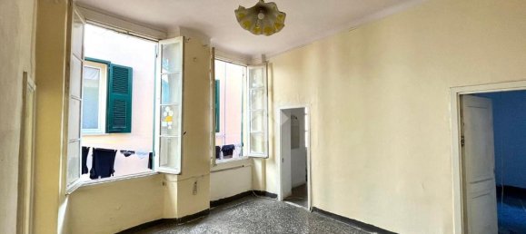 Apartamento de 2 dormitorios en Genoa, Italy No. 316290 10
