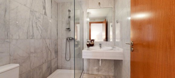 Дуплекс с 3 спальнями в Малага, Испания № 42358 26