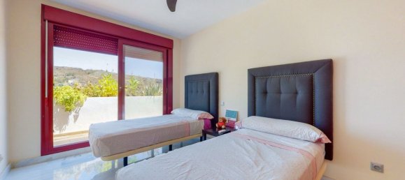 Дуплекс с 3 спальнями в Малага, Испания № 42358 24