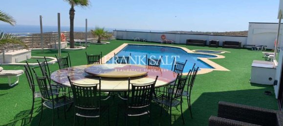 7 bedrooms Bungalow in Mellieha, Malta No. 2367 13