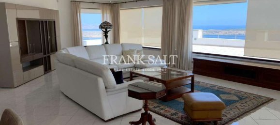 7 bedrooms Bungalow in Mellieha, Malta No. 2367 16