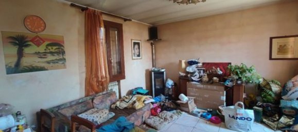 4 bedrooms Apartment in Mira, Italy No. 312155 6