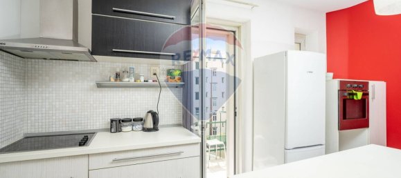 3 bedrooms Apartment in Trieste, Italy No. 19735 6