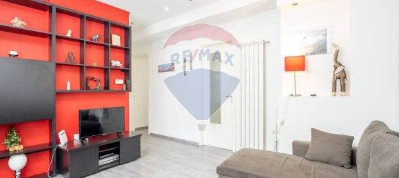 3 bedrooms Apartment in Trieste, Italy No. 19735 12