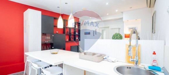 3 bedrooms Apartment in Trieste, Italy No. 19735 9