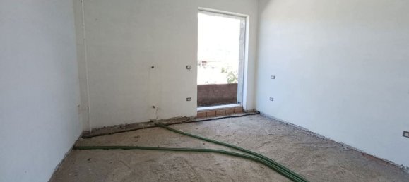 4 rooms Apartment in Sora, Italy No. 123129 6