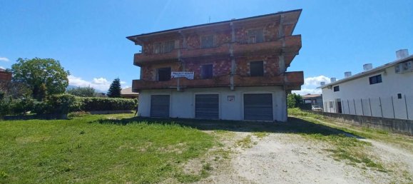 4 rooms Apartment in Sora, Italy No. 123129 3