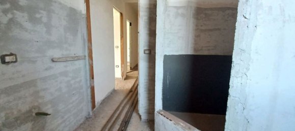 4 rooms Apartment in Sora, Italy No. 123129 11