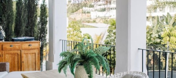 5 bedrooms Villa in Estepona, Spain No. 183443 31